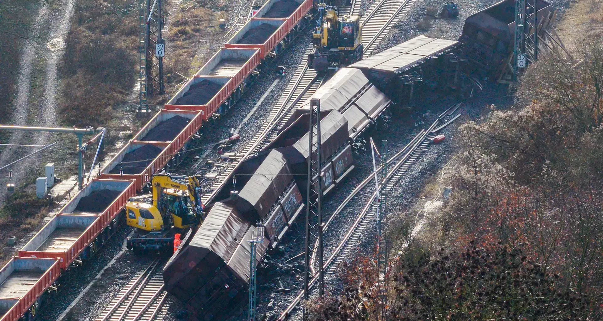 Nach Zugentgleisung: Aufräumarbeiten in Elze dauern bis Februar