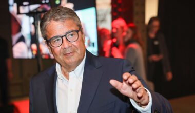 Ex-Parteichef Gabriel fordert Rückbesinnung von der SPD