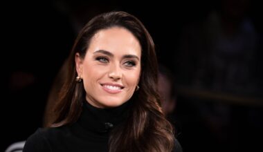 Franca Lehfeldt posiert im verführerischen Leder-Zweiteiler – und bringt Fans zum Schwärmen