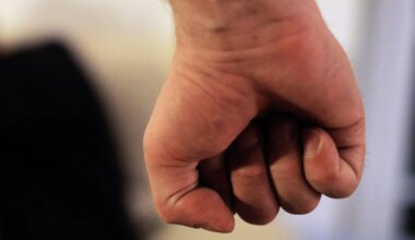 Gewalterfahrung - Berlin startet Online-Umfrage zu Gewalt unter Jugendlichen - Panorama