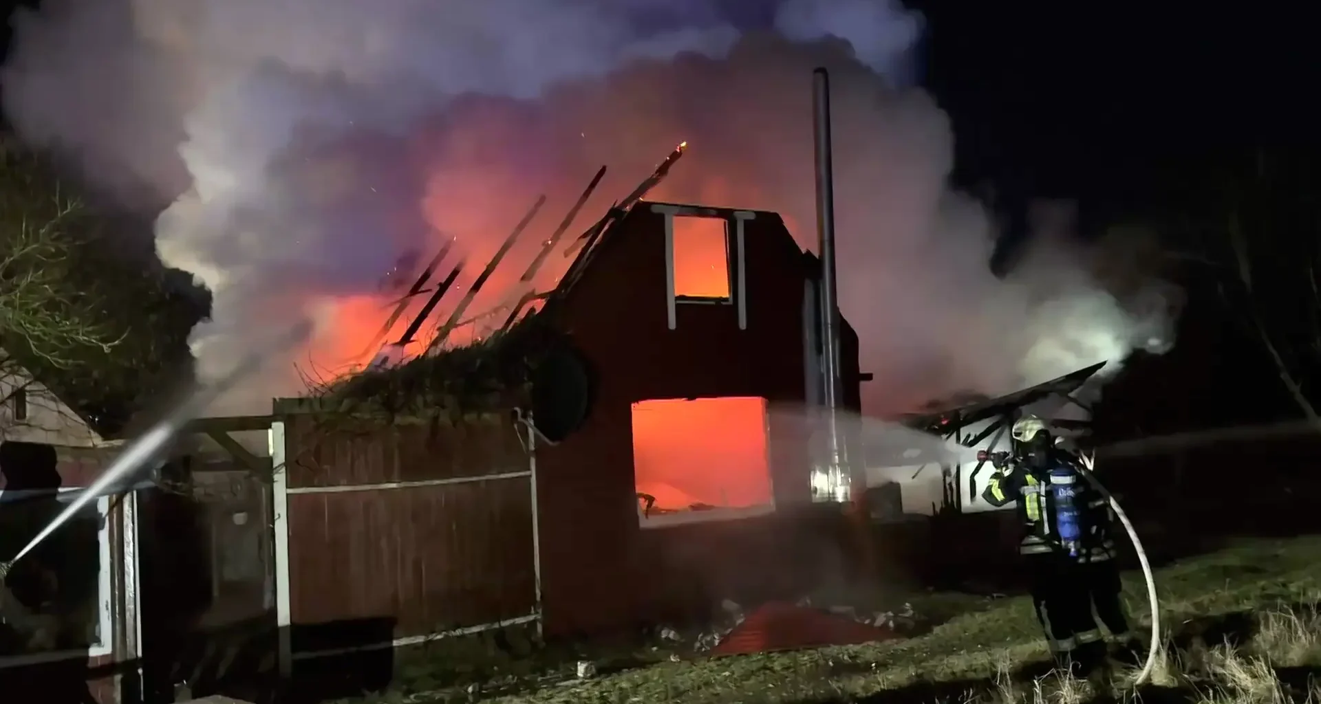 Witzeeze: Mann kann brennendes Haus nicht verlassen und stirbt