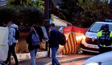 Auto landet in Frankreich im Pool – drei Tote