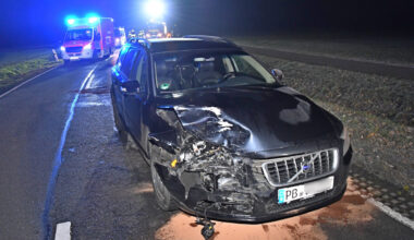 Alkoholisierter Volvo-Fahrer prallt in Verl auf Audi