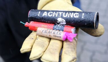 In diesen Zonen sind Böller, Messer und andere Waffen verboten