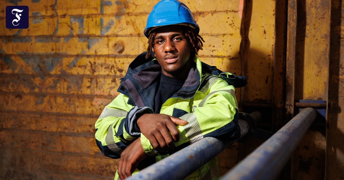 Abschiebung: Arbeitgeber von Box-Talent appelliert an Frankfurter Oberbürgermeister