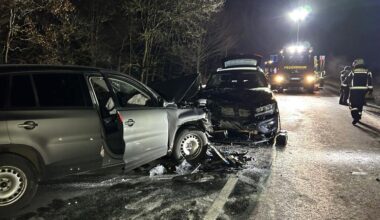 Glätteunfälle auf Hessens Straßen - eine Beifahrerin gestorben