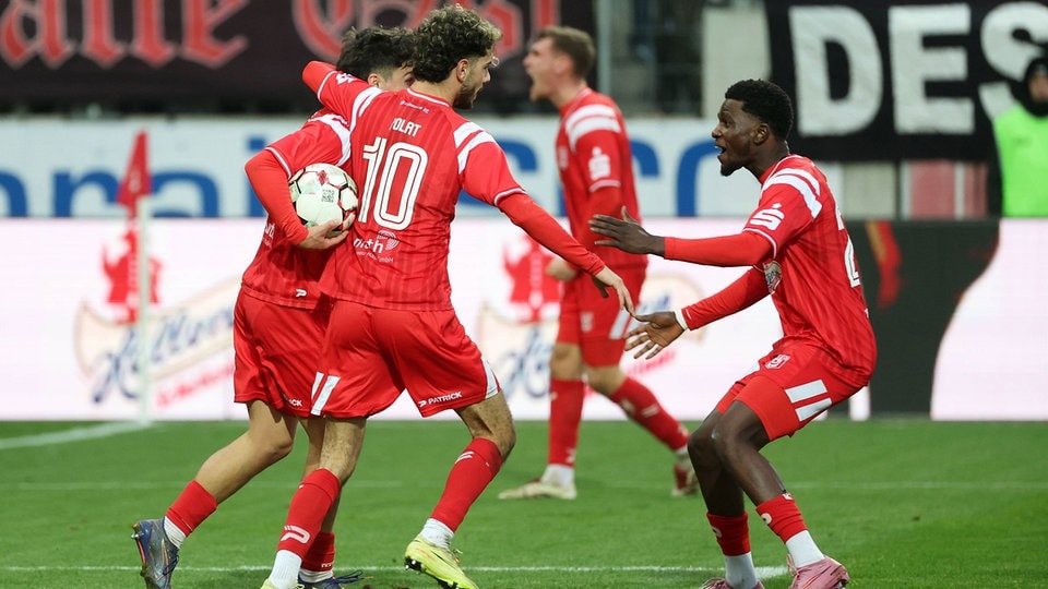 Hallescher FC dreht kleines Derby gegen den 1. FC Magdeburg II