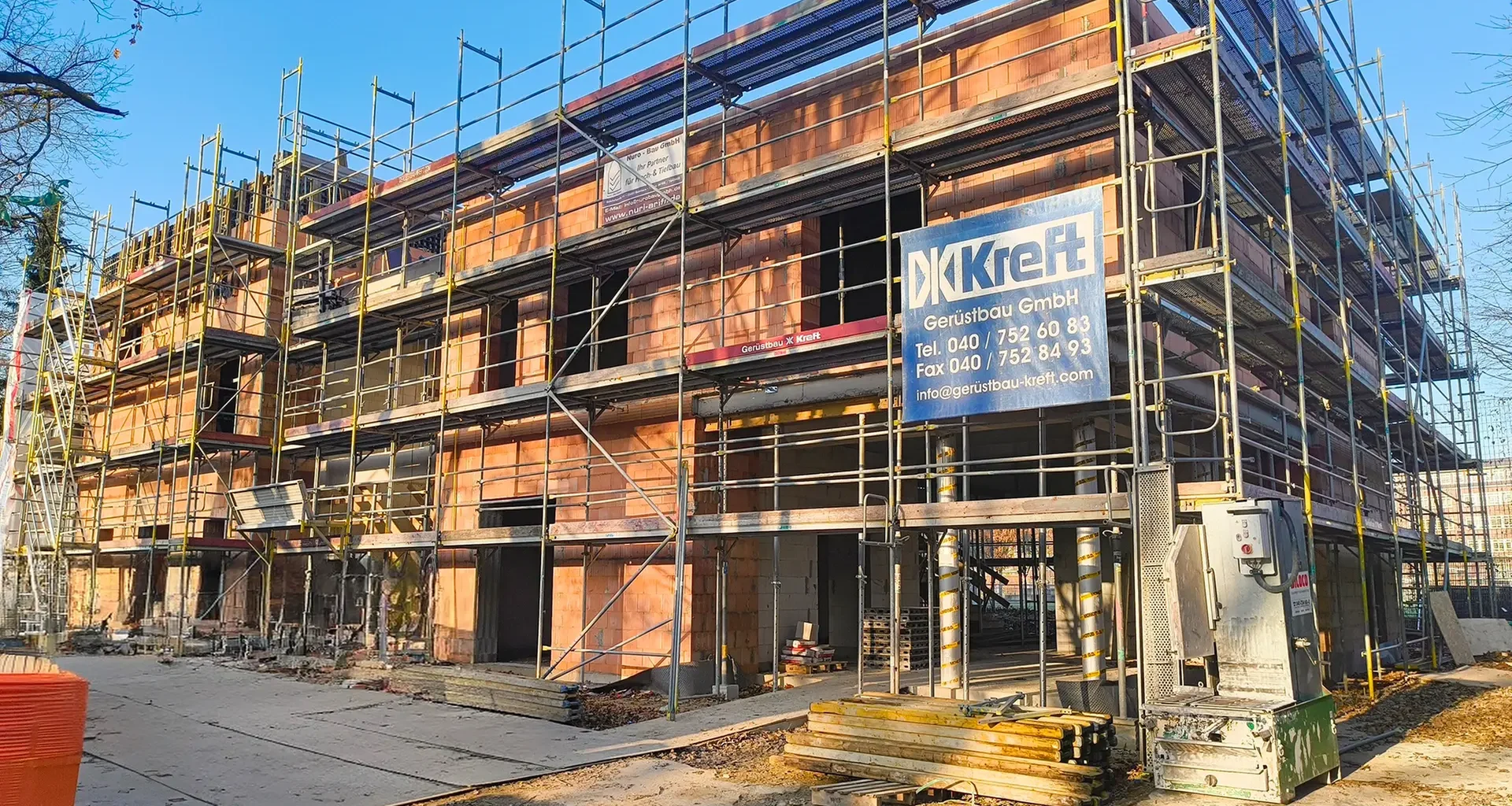 Haus der Jugend: Neubau in Barmbek - Sanierung in Langenhorn