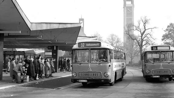 Umsteigeanlage Wandsbek 1965 | Hamburger Hochbahn Umsteigeanlage Wandsbek 1965
