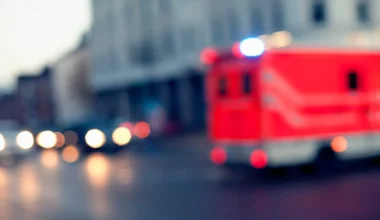 Hannover: Radfahrer nach Unfall mit Stadtbahn in Lebensgefahr