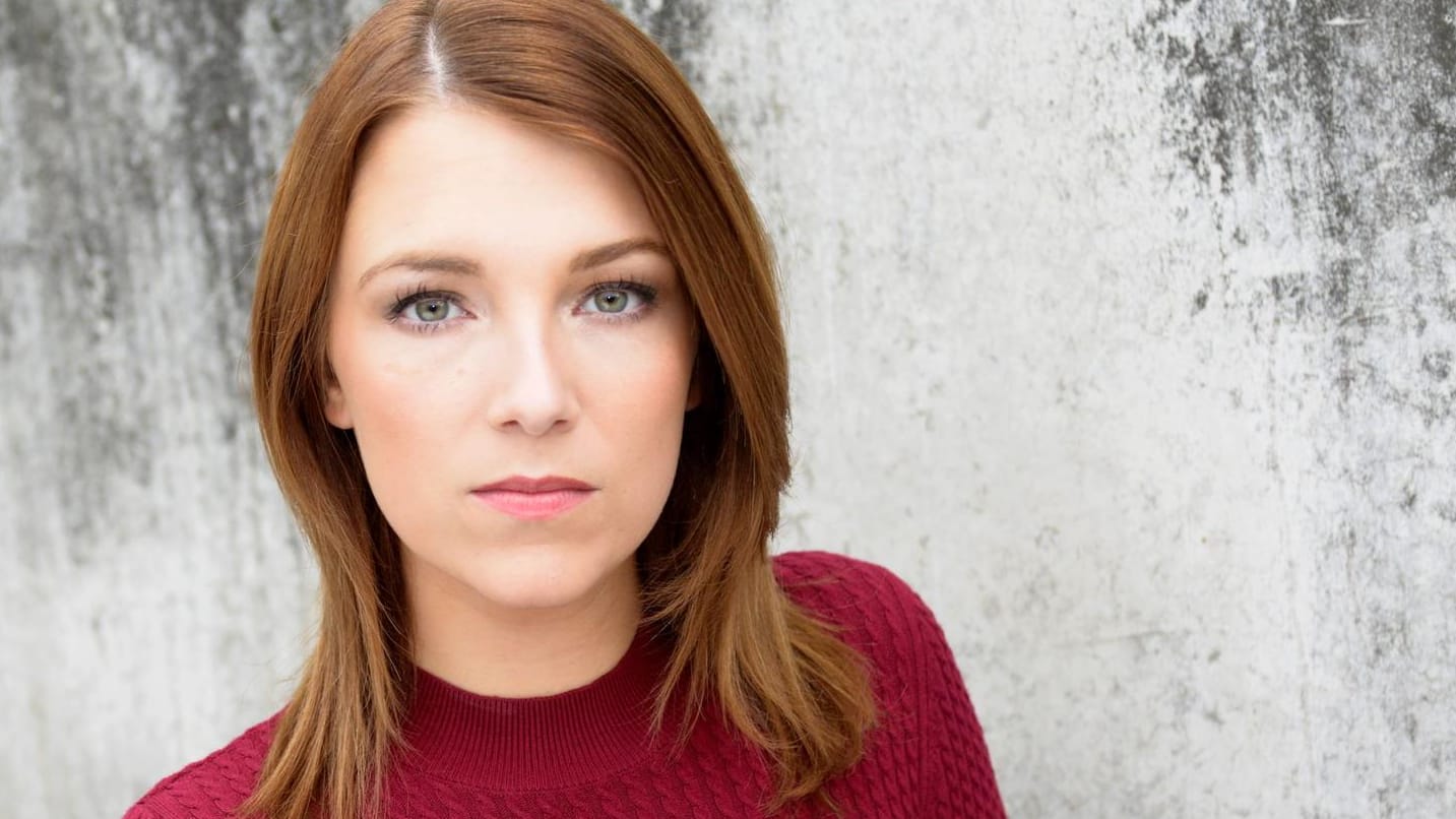 IIris Mareike Steen: Sie spielt seit 2010 in der RTL-Serie GZSZ die Rolle der Lilly Seefeld.