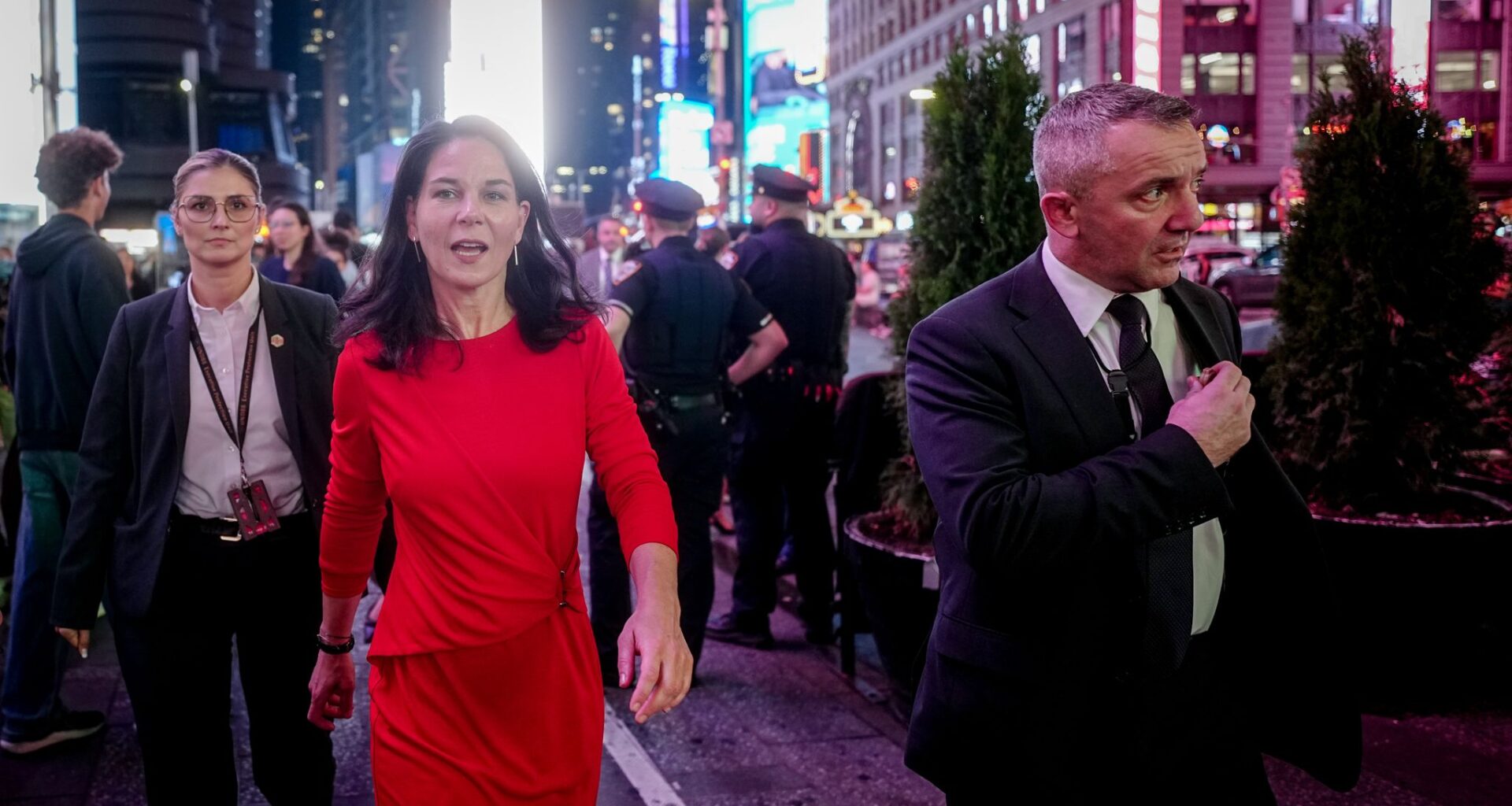 Annalena Baerbock ist wegen ihres neuen Jobs nach New York gezogen, Weihnachten will sie aber in ihrem niedersächsischen Heimatdorf verbringen. (Archivbild) Kay Nietfeld/dpa
