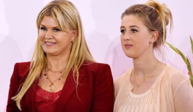 Corinna Schumacher zeigt zu Weihnachten zahlreiche Bilder vom Fest auf der Ranch der Familie