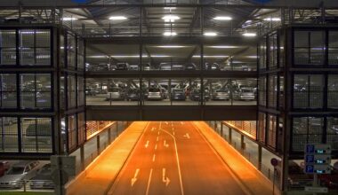 So parkst du am Flughafen Hannover am günstigsten. (Archvbild)