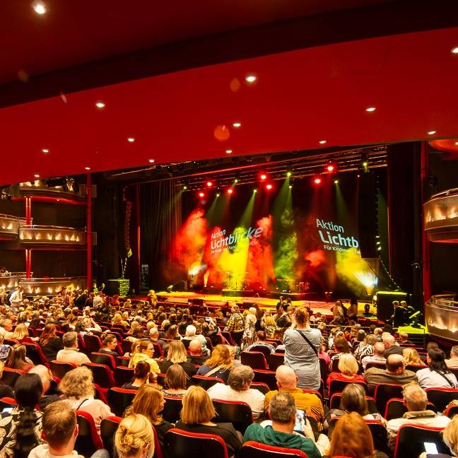 Für Aktion Lichtblicke: Michael Patrick Kelly spielt exklusives Weihnachtskonzert