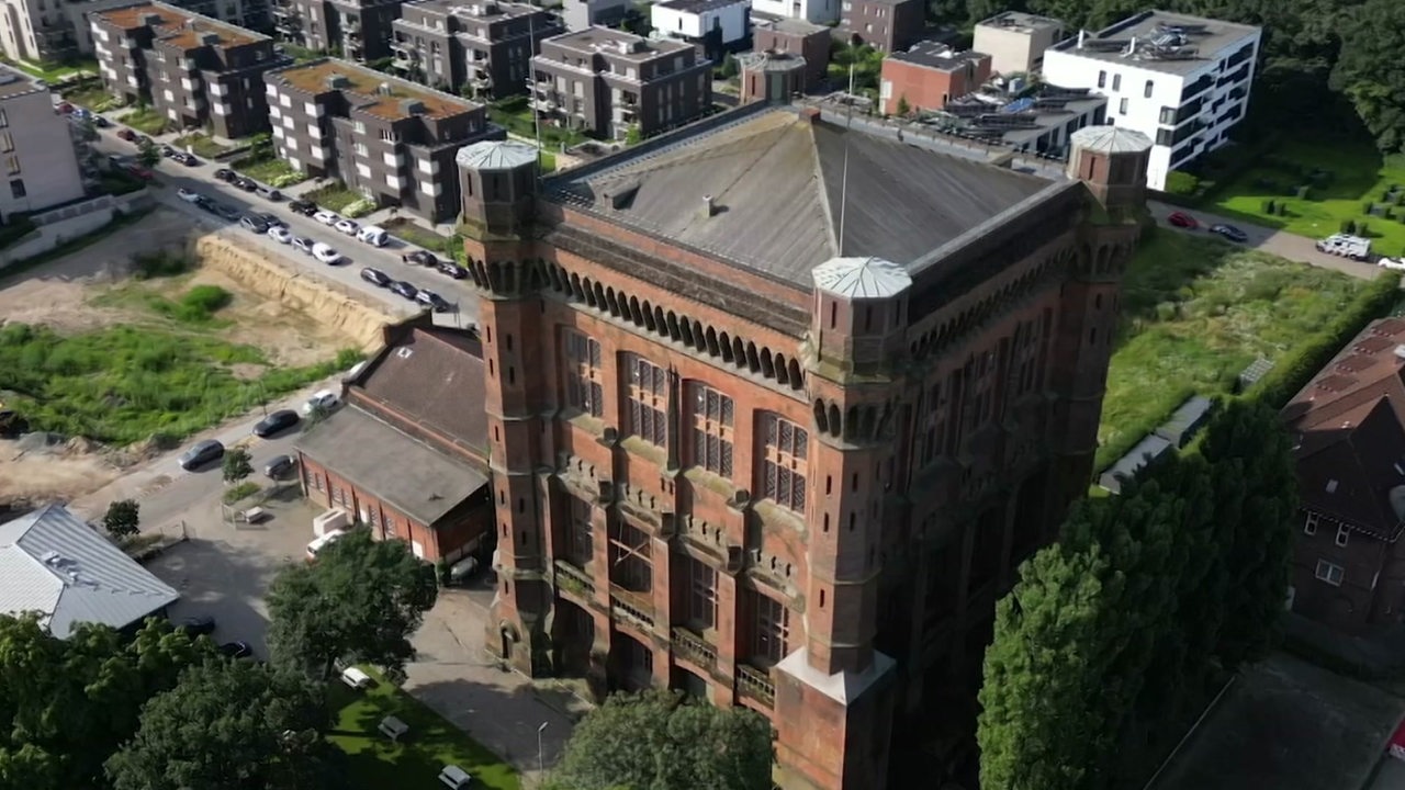 Bremer Baubehörde erteilt Genehmigung zum "Umgedrehte Kommode"-Umbau