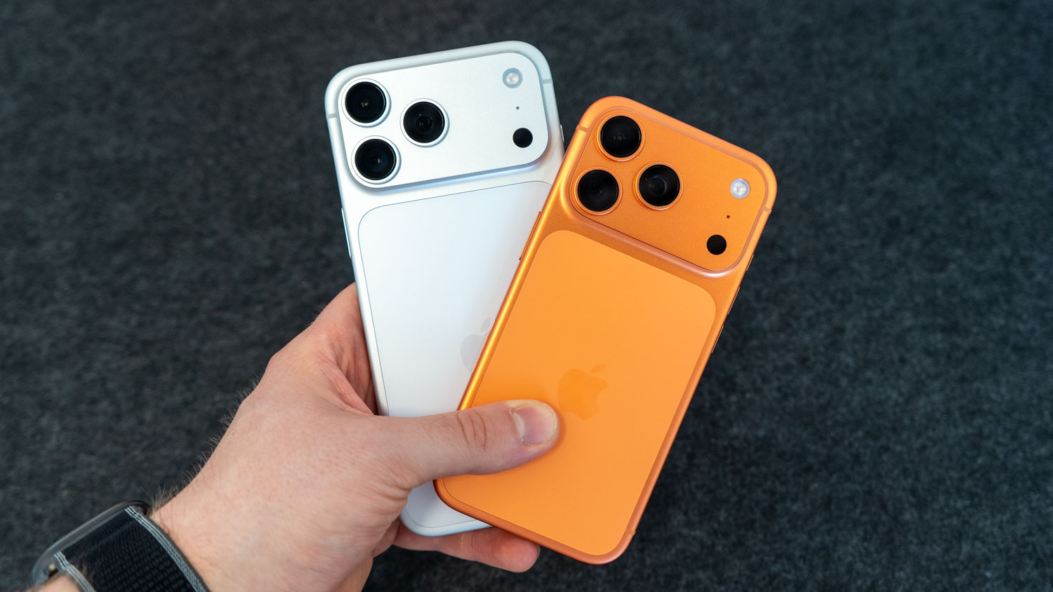 iphone17 pro max hands on 4