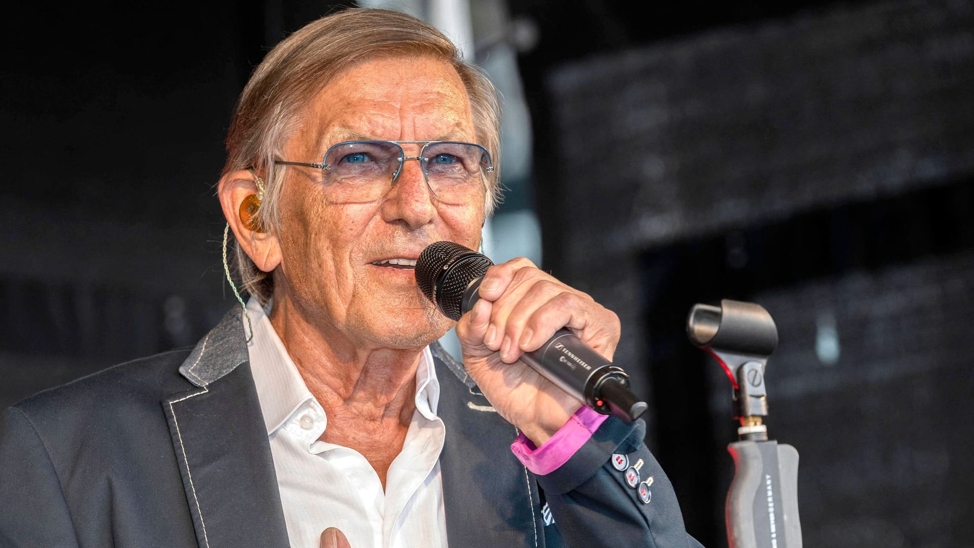 Jonny Hill: Der österreichische Musiker hat 50 Alben veröffentlicht.