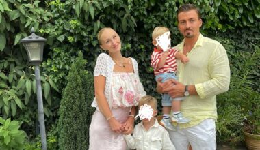 Kathi Wagener und Kevin Yanik mit ihren Kindern, August 2025