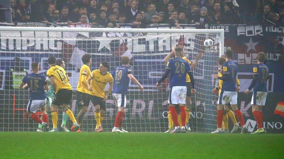 2. Bundesliga: Dynamo Dresden behält die Rote Laterne