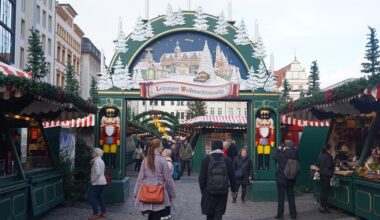 Zweite Chance für Deko-Bäumchen: Stadt Leipzig verschenkt Bäume vom Weihnachtsmarkt