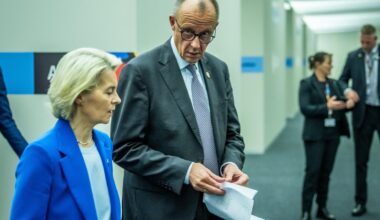 Ursula von der Leyen und Friedrich Merz im Gespräch.
