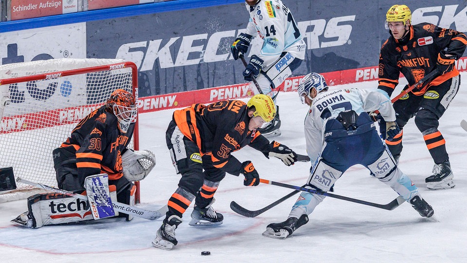 DEL: Dresdner Eislöwen verlieren Kellerduell bei den Löwen Frankfurt
