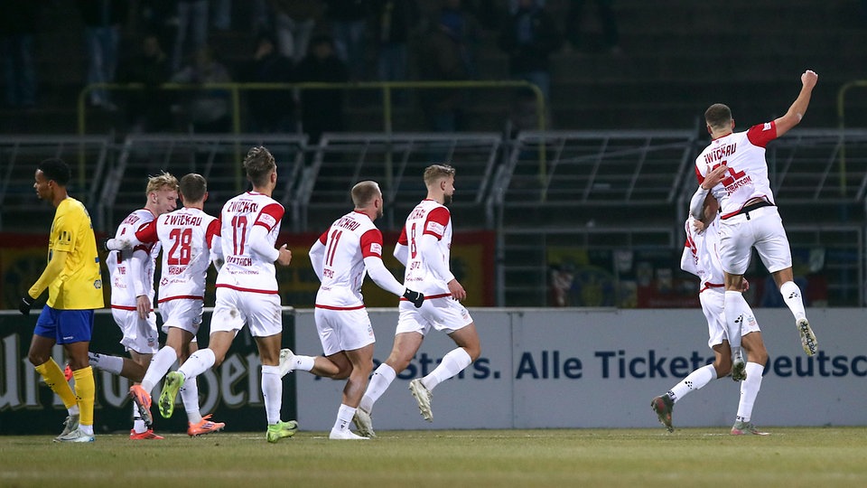 FSV Zwickau beendet Heimserie von Spitzenreiter Lok Leipzig
