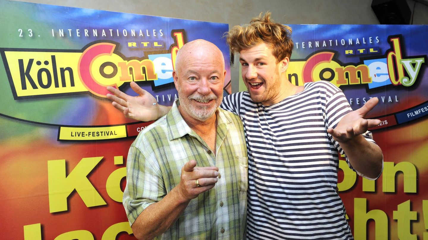 Berühmter Vater, berühmter Sohn: Luke Mockridge, 36, stammt aus einer Künstlerfamilie. Sein Vater Bill hat jahrelang den Erich Schiller in der Sendung "Lindenstraße" gespielt