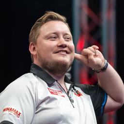 Der deutsche Darts-Profi Martin Schindler