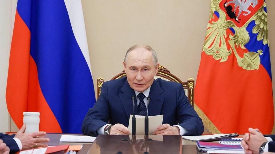 Ukraine-News: Putin zeigt sich in Neujahrsbotschaft siegessicher