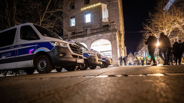 Silvesterabend in Stuttgart: Fast gespenstische Ruhe in der Innenstadt