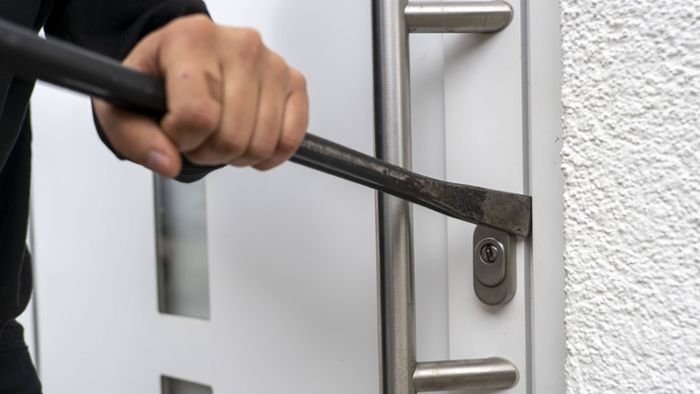 Einbrecher in Stuttgart: Mehrere Einbrüche in der Weihnachtswoche – Polizei sucht Zeugen