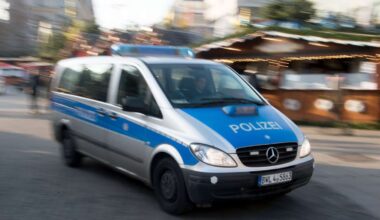 Zeugen in Stuttgart gesucht: Unbekannter soll 15-Jährige auf Weihnachtsmarkt sexuell belästigt haben