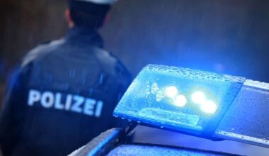 Unfall in Mannheim: Rote Ampel missachtet – fünf Verletzte bei Zusammenstoß