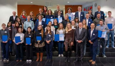 25 Deutschland-Stipendien vergeben: Hochschule Hof fördert erneut herausragende Talente - Hof