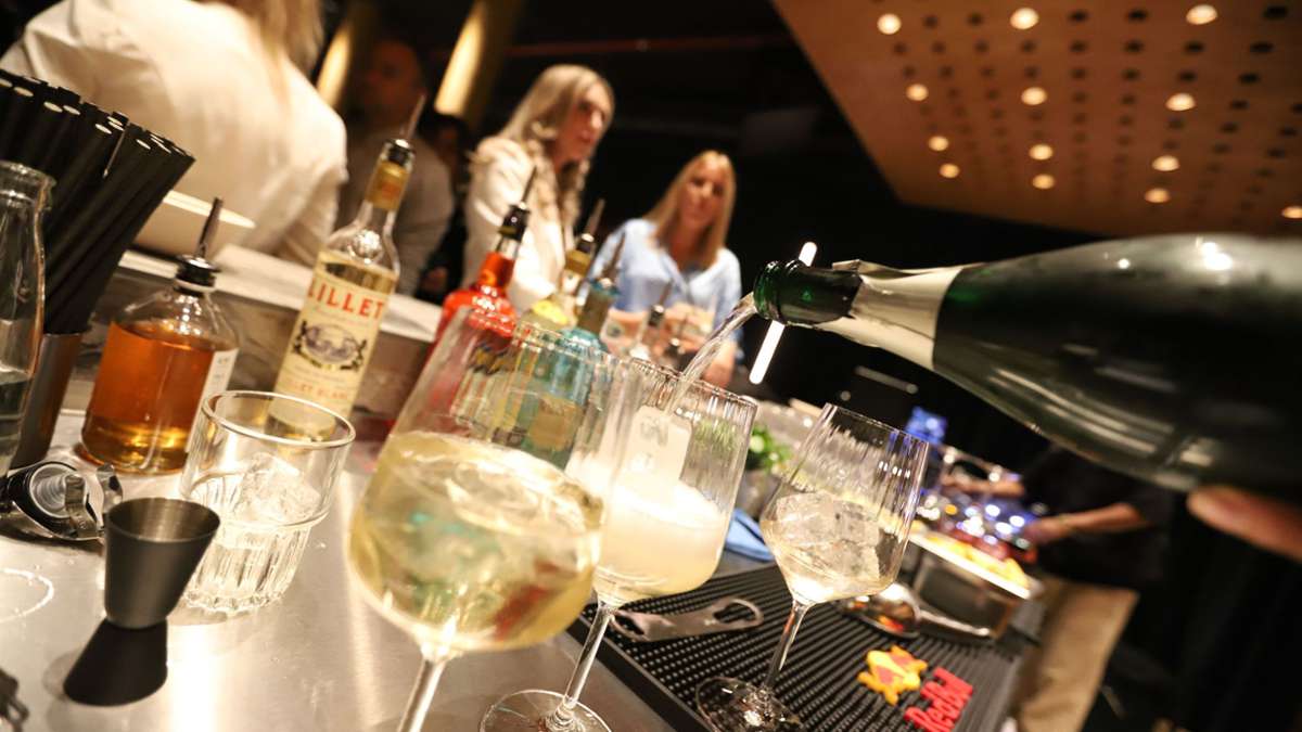 Holy Vormittag in Stuttgart: Hier trifft sich Stuttgart am Heiligen Vormittag zum Anstoßen