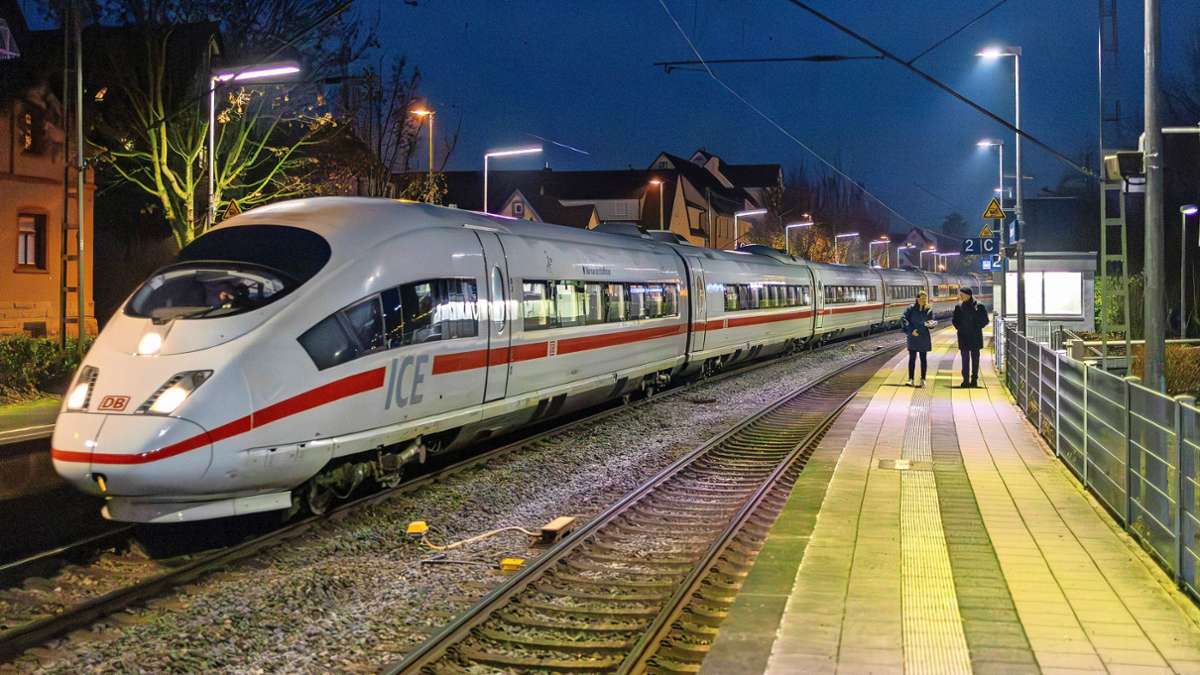 Verbindung Stuttgart-Berlin: Seltenes Schauspiel – ICE fährt noch bis Samstag über Marbach - KRZ Plus