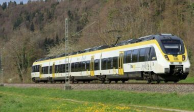 Linie von FDS nach Stuttgart: Neues Jahr beginnt auf der Gäubahn mit einem Monat Zugausfällen - Freudenstadt & Umgebung