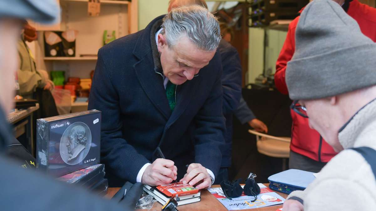 Weihnachtsmann & Co.: Erfolgreicher Weihnachtsmarkt für die gute Sache