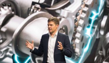 Spektakulärer Chefwechsel: Paukenschlag in der Autobranche: Blumes Chefstratege geht zu Mercedes-Tochter