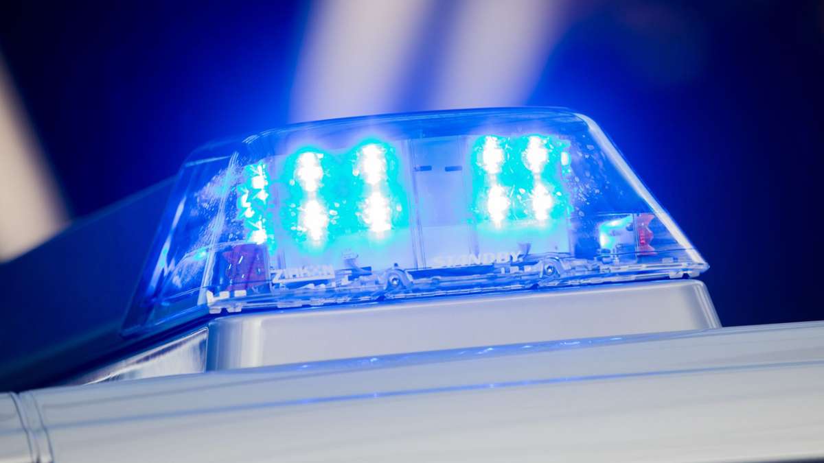 Landkreis Karlsruhe: Mann bedroht Ex-Freundin und neuen Partner mit Schwert