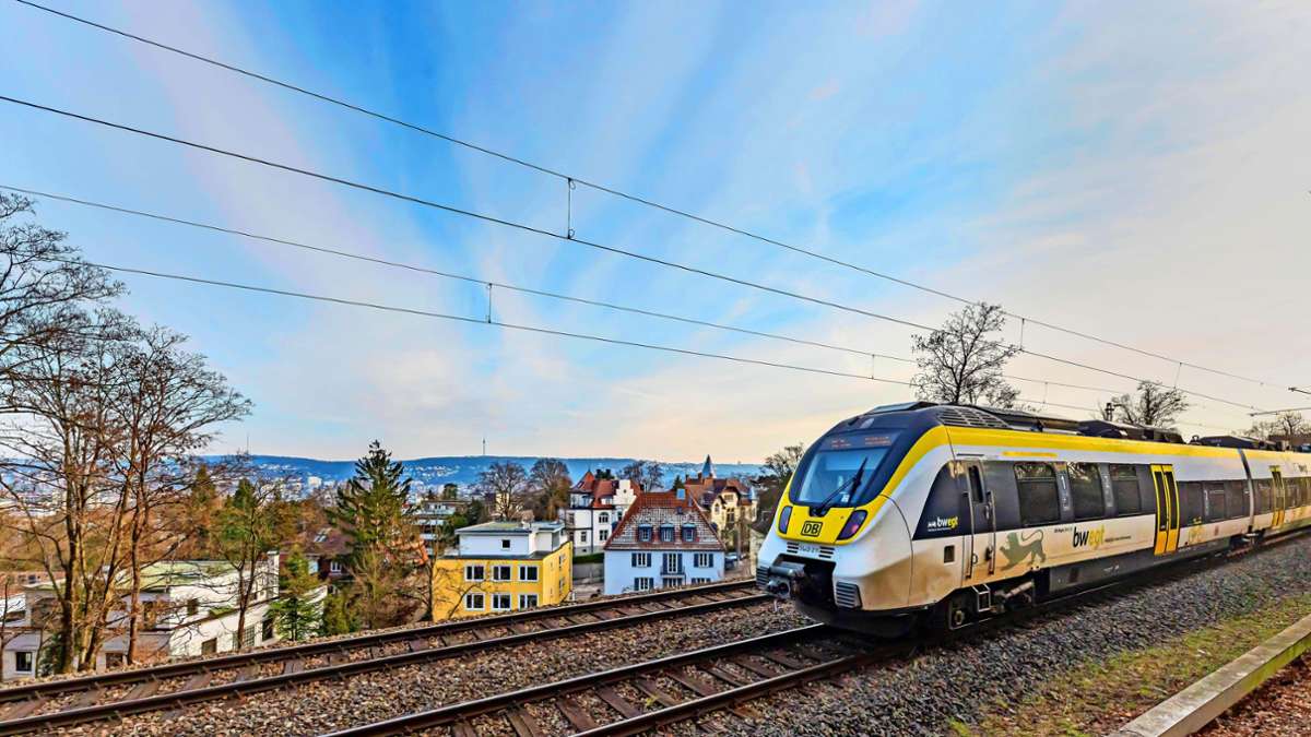 Eisenbahn in Stuttgart: Schlechte Noten für die Panoramabahn