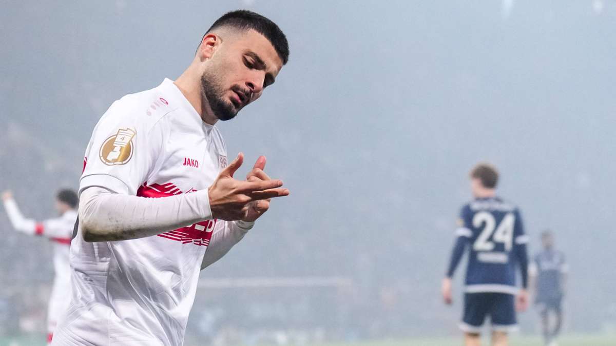 VfB-Sieg in Bochum: Deniz Undav verschenkt Schuhe an Fan: „Zu geil der Kerl“