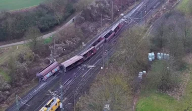 Waggons entgleist: Bahnstrecke über Weihnachten gesperrt