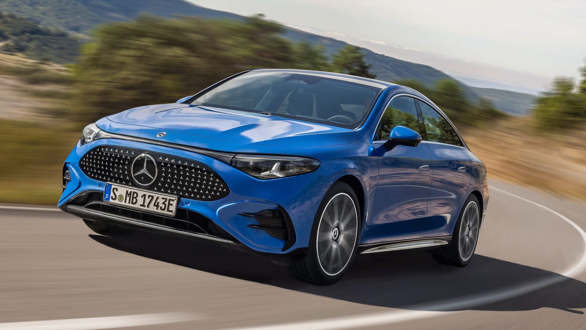 Neuer Mercedes CLA: Ihn gibt es rein elektrisch und mit Hybridantrieben. Neuer Mercedes CLA: Ihn gibt es rein elektrisch und mit Hybridantrieben.