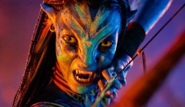 Neytiri aus "Avatar: Fire and Ash" spannt den Bogen in einer Szene aus "Avatar: Fire and Ash" (2025)
