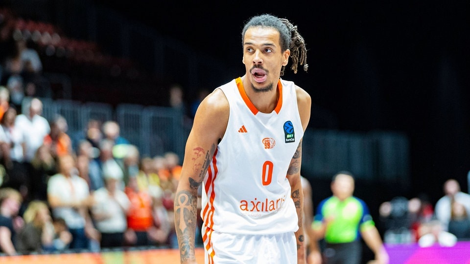 Niners Chemnitz siegen nach starker Aufholjagd gegen Panionios Athen