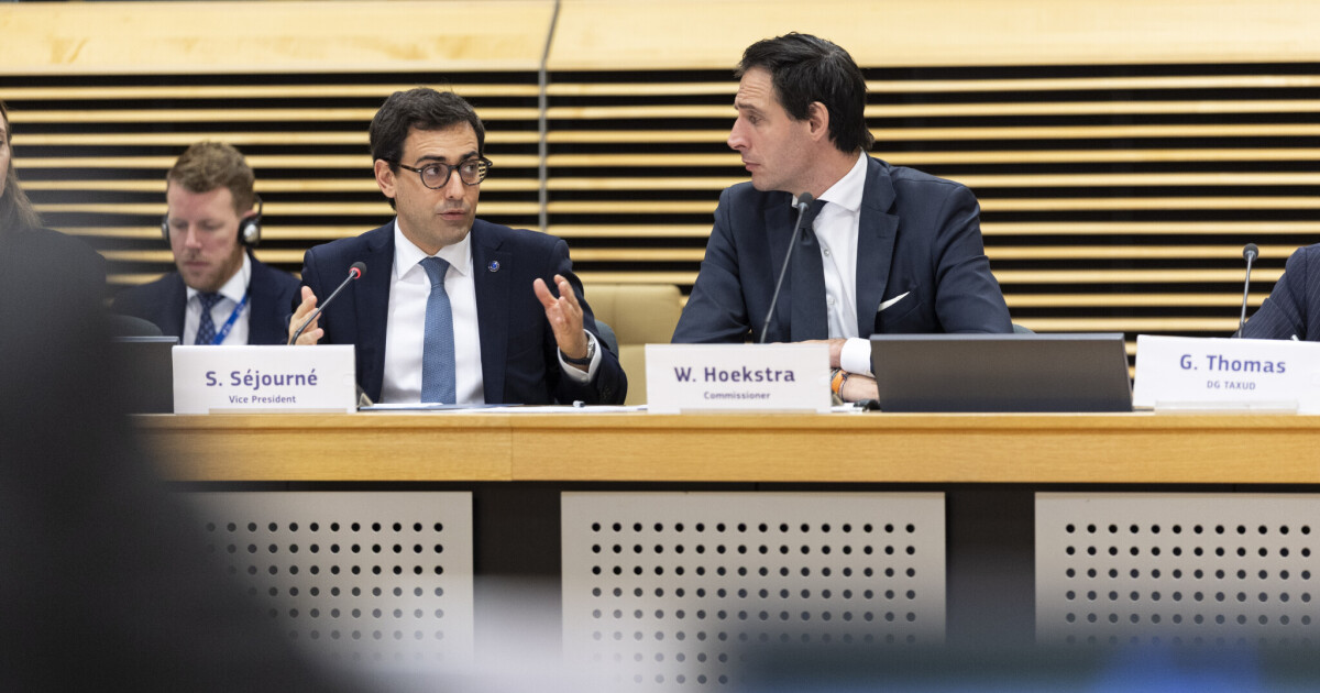 Autopaket und Accelerator werden verschoben • Table.Briefings