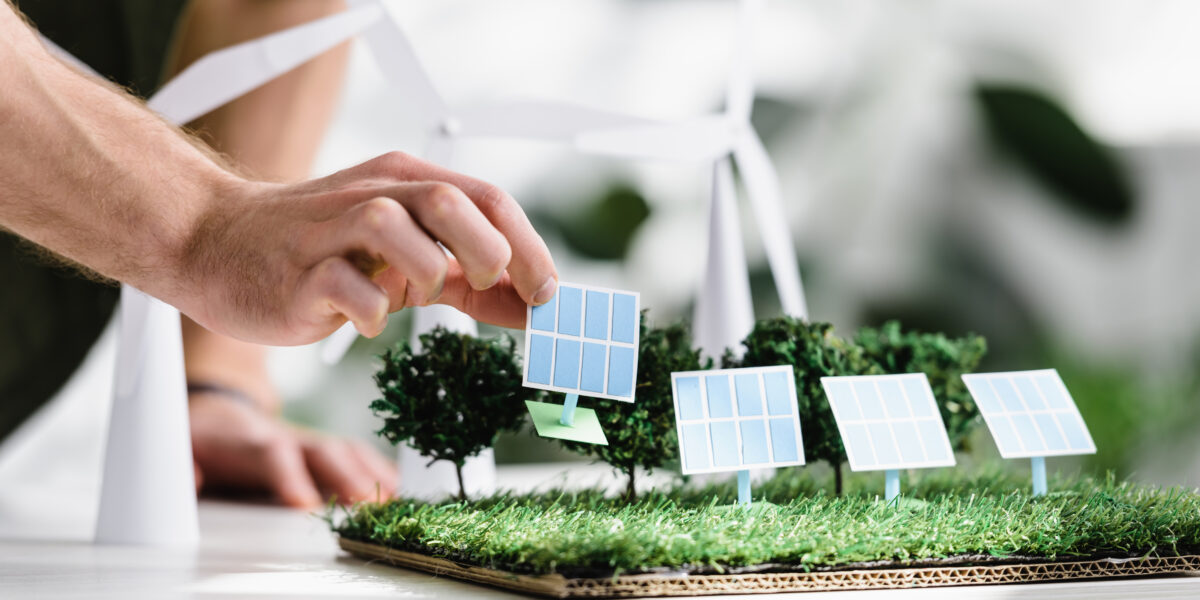 Trotz internationaler Beschlüsse bleibt die Energiewende in Deutschland zäh. Warum Politik und Industrie jetzt gegensteuern müssen. Foto: PantherMedia / AndrewLozovyi